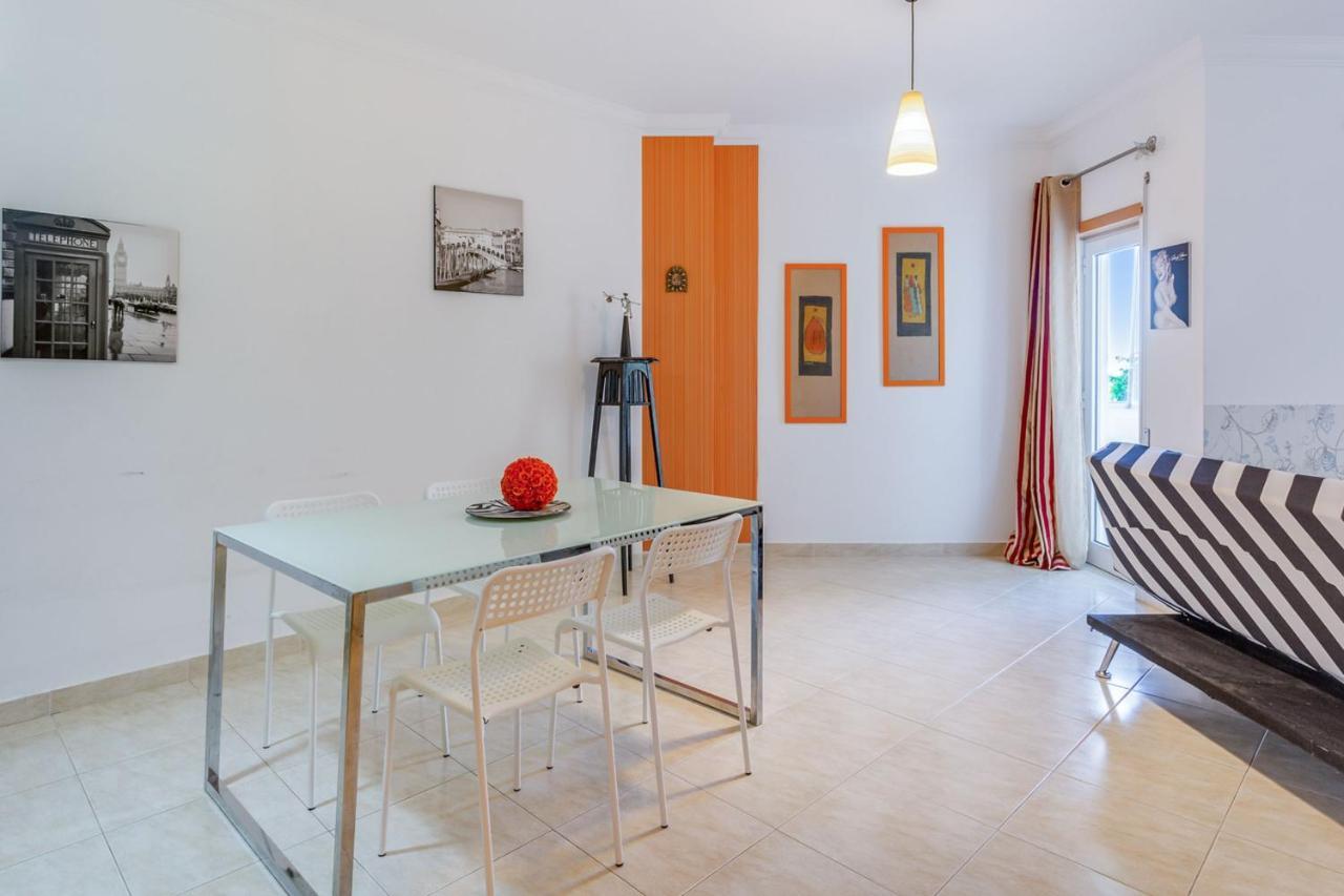 Spacious 2 Bdr Apartment W/ Patio By Lovelystay Armação de Pêra Екстериор снимка